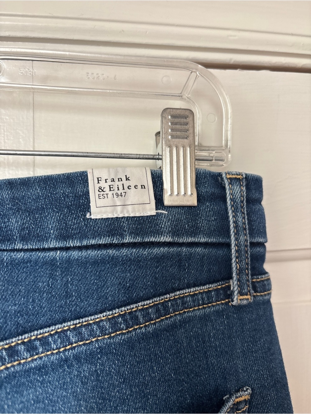 Frank & Eileen Derry Slim Straight Leg Jeans Raw Hem Women Size 30 Quiet Luxury - Picture 14 of 16